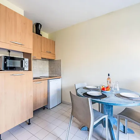 Caesar Domus-6 By Interhome *